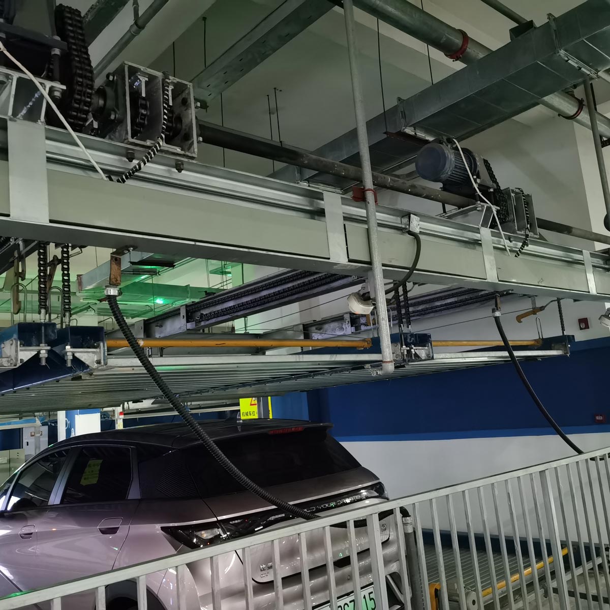 兩層升降橫移機(jī)械式停車設(shè)備